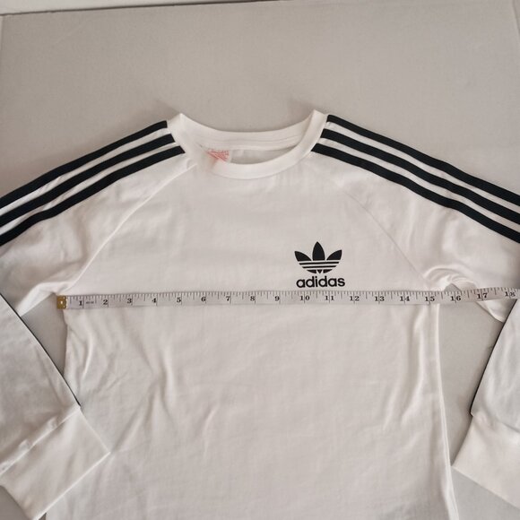 Adidas Boys White Long Sleeve T-Shirt Black Arm Stripes Size XS 7-8 years - Picture 12 of 16
